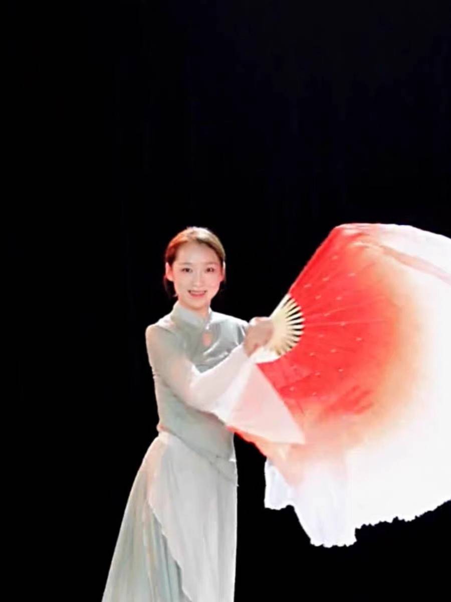Xia Hui, the same model Wanjiang dance performance service, Chinese classical dance clothing fan props, women's body rhyme yae training uniform