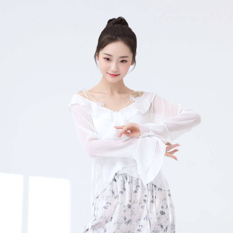 Classical dance horn long -sleeved dance practice service female adult elegant yarn modern dance top dance female shapes national dance service
