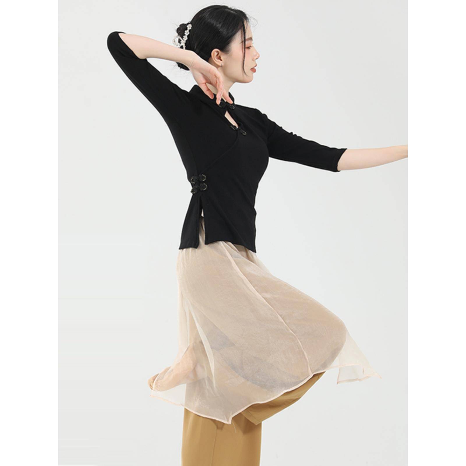 Classical dance exercise female retro plate buckle cheongsam stands dance and clothing modern dance in modern dance, sleeve top slimming