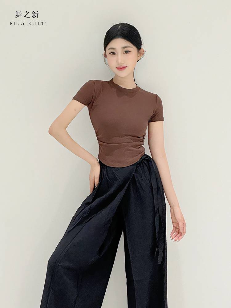 A new 2024, black dance shirt, a Chinese troupe for the summer fashion classic, modern dance shorts