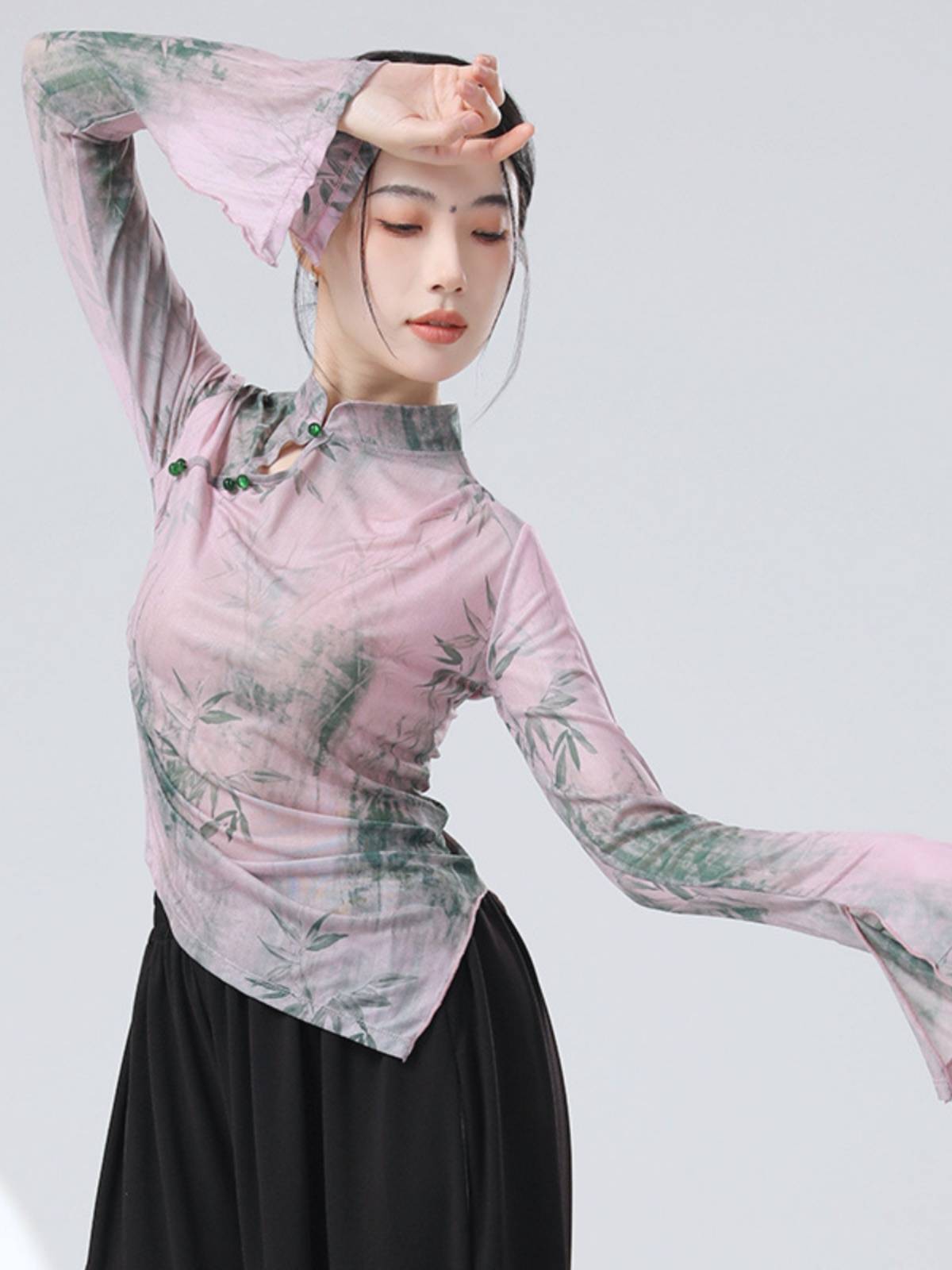 China's new Chinese classical dance ink painting net gauze improved cheongsam horn sleeve dance practice -shaped sportswear modern dance