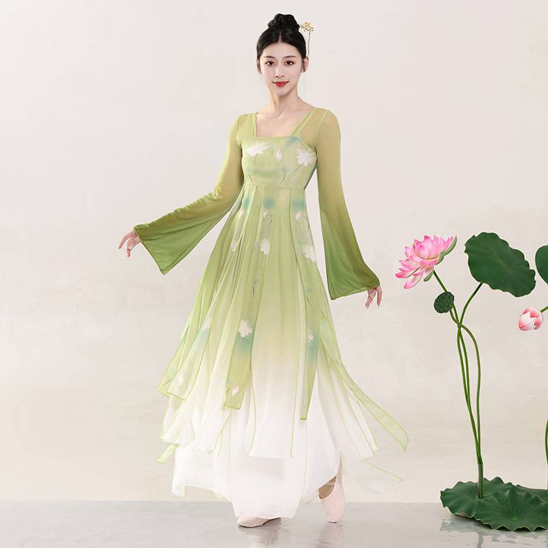 The new classical dance dance service female elegant Han Tangfeng ruffled skirt gauze improved Hanfu gauze performance service girl