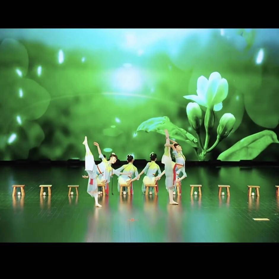 White Chan Tea Dance Dance Graduate Fragrance Performance Server Chinese Wind Yangge Classical Dance Classic Stool Solid Wood Bench