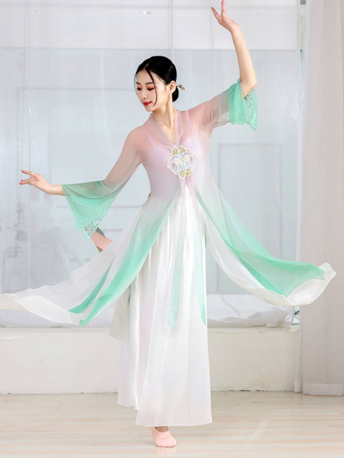 Adult Female Classical Dance Services Xia's elegant and elastic breathable Internet Rhymes Yaosa Cloth Xiang Yunfei Stage Performs Hanfu
