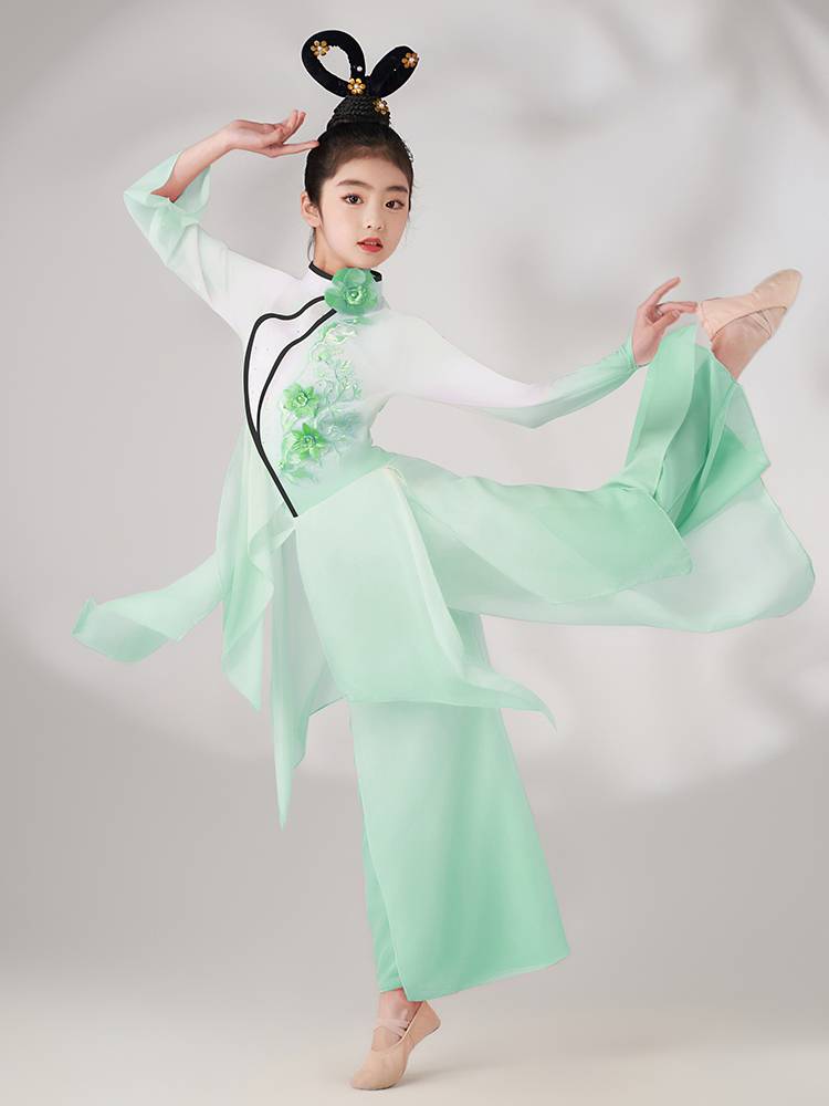 The new elegant fan dance watch shows the Liuyi classical dance performance service Chinese style dance clothing young children's ancient style gauze