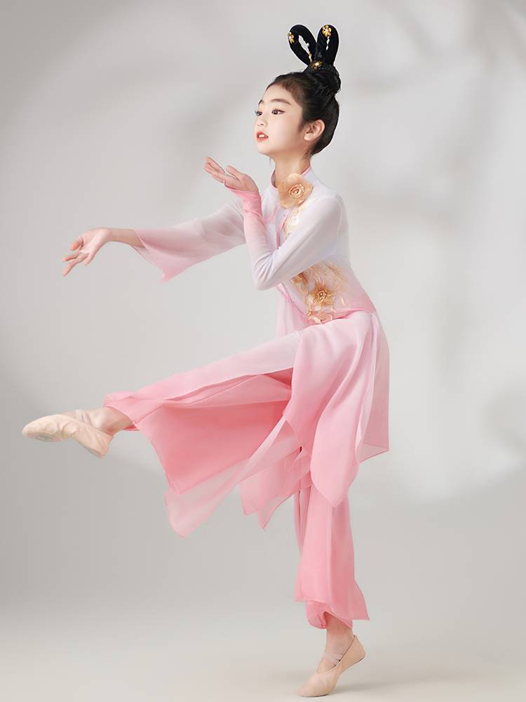The new elegant fan dance watch shows the Liuyi classical dance performance service Chinese style dance clothing young children's ancient style gauze