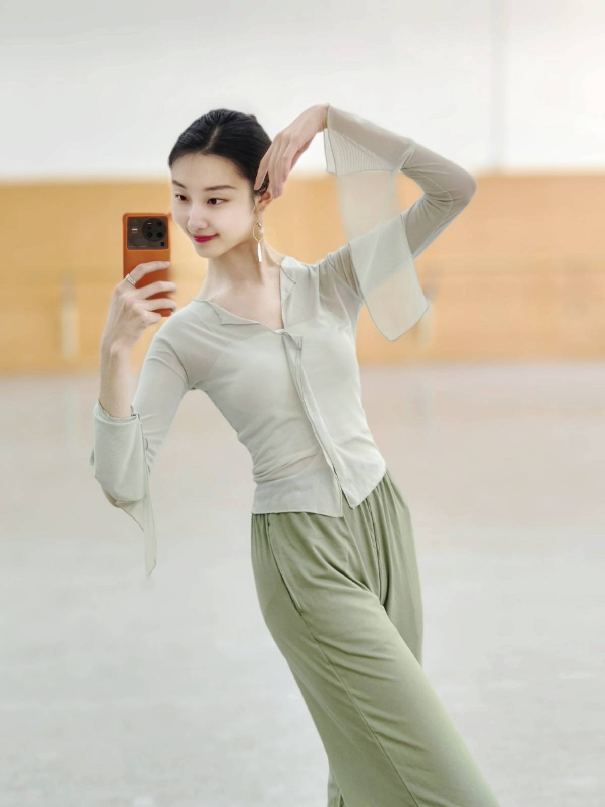 Classical dance clothing body rhyme yae nets, Xiaxia elegant practice, modern dance national art test top Chinese dance