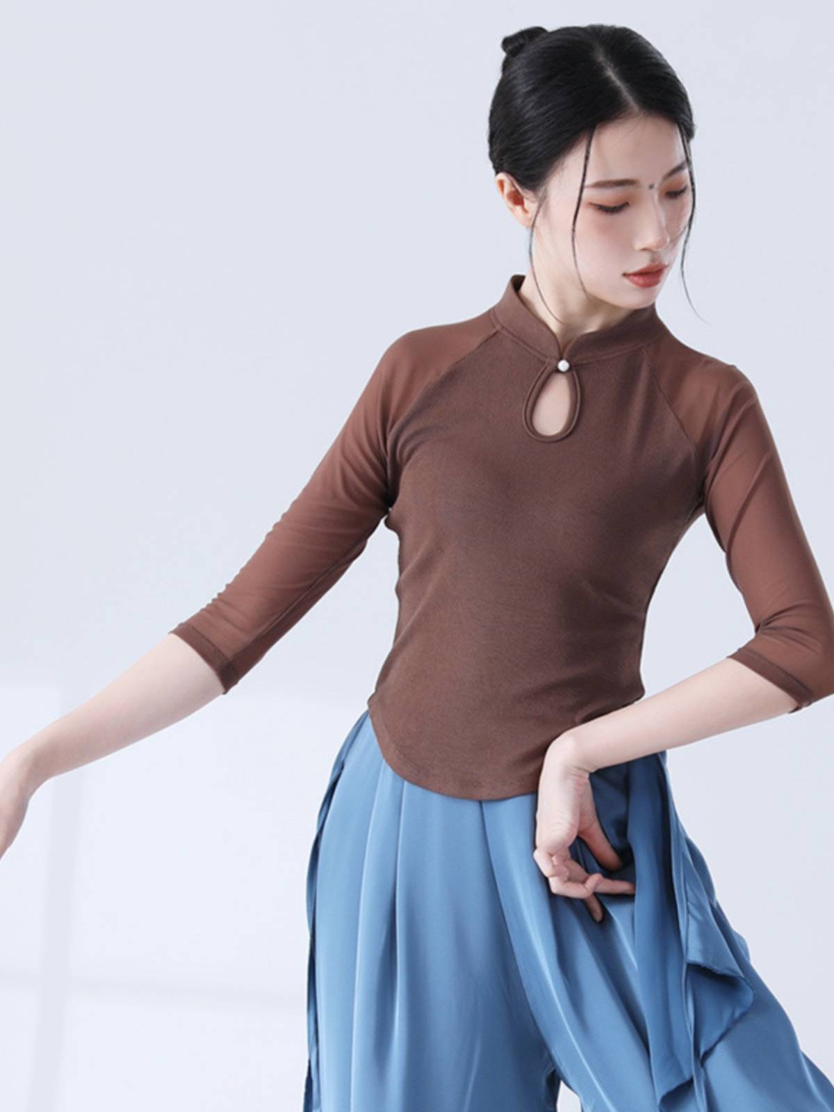 Classical Dance Dance Switching Towel Sleeve Temperature Slim Johnaries Chinese Wind Modern Dance National Dance Clothing Practice Female Women