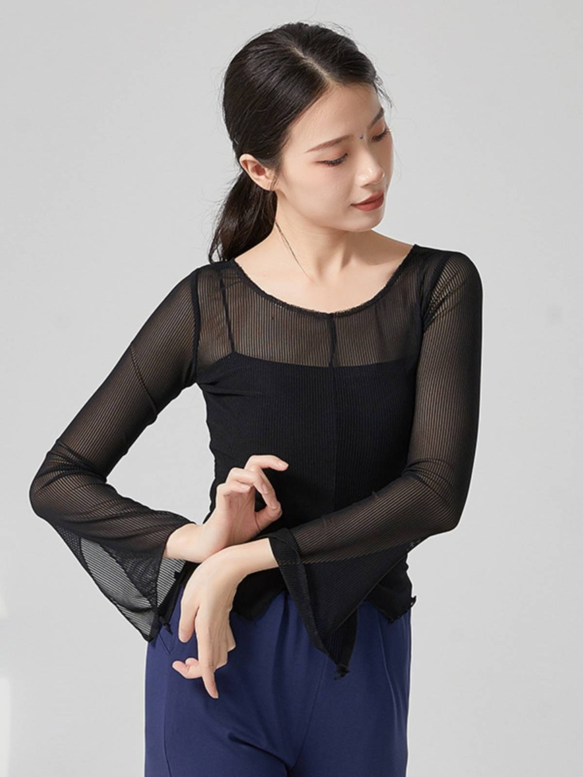 Classical Dance Teacher Class Lesson Charustering Female Permanent Gargam Covels Chinese Dance Service Performance Services Modern Dance top