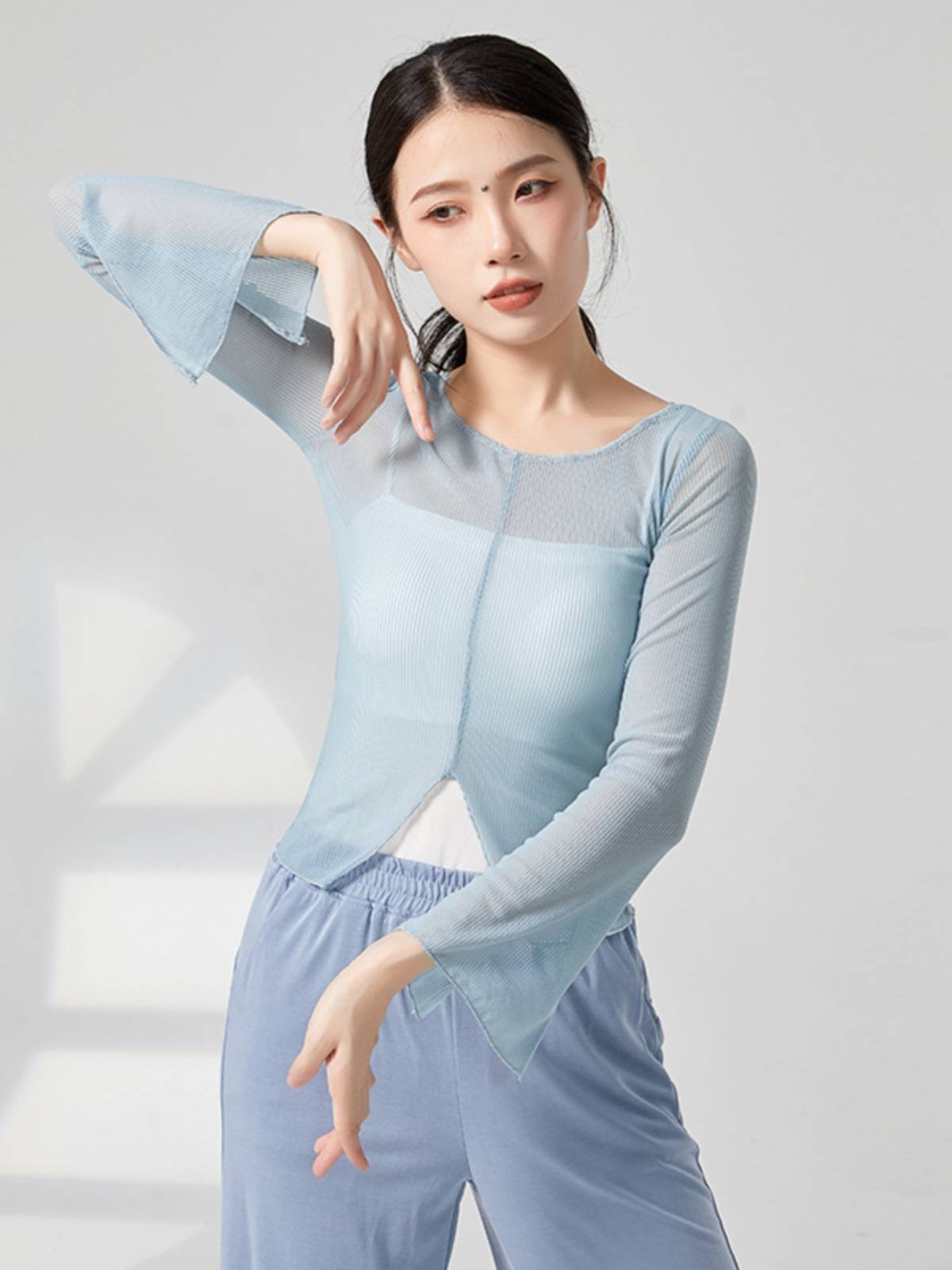 Classical Dance Teacher Class Lesson Charustering Female Permanent Gargam Covels Chinese Dance Service Performance Services Modern Dance top