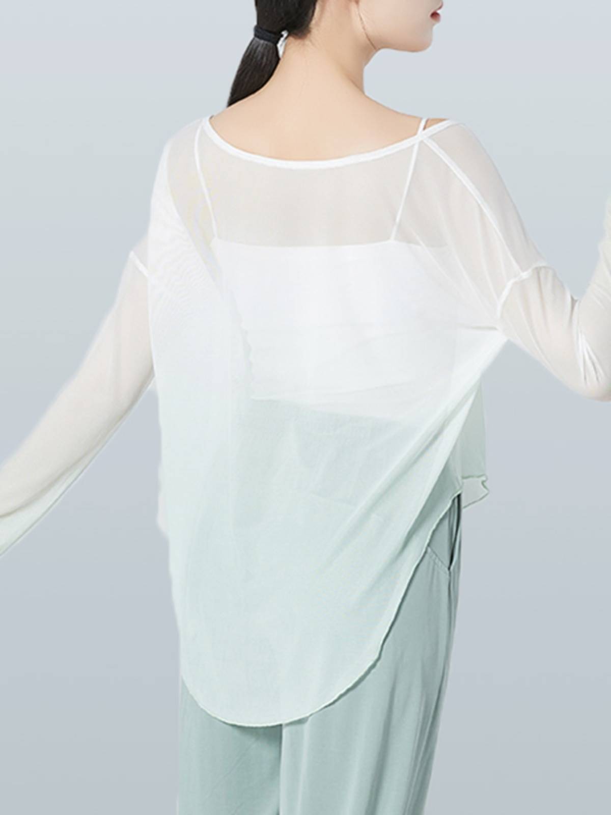 The new classical dance gauze performance service female elegant gradient loose top, shirt, shoulder, long sleeve modern dance exercises