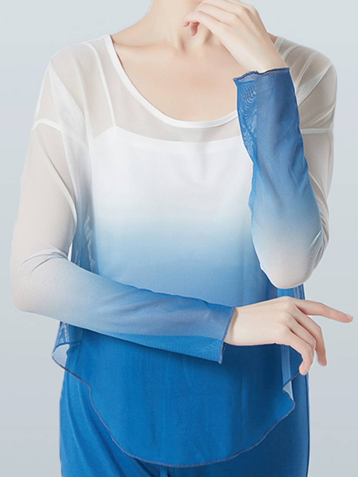The new classical dance gauze performance service female elegant gradient loose top, shirt, shoulder, long sleeve modern dance exercises