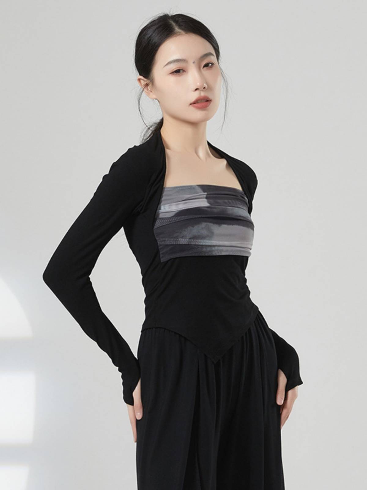 Classical dance service female autumn Chinese style practice dance service modern dance teachers perform class performance service long sleeve tops