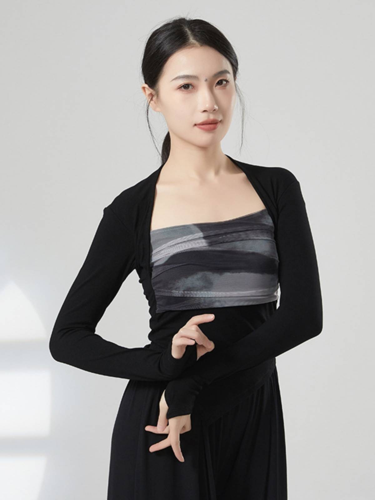 Classical dance service female autumn Chinese style practice dance service modern dance teachers perform class performance service long sleeve tops