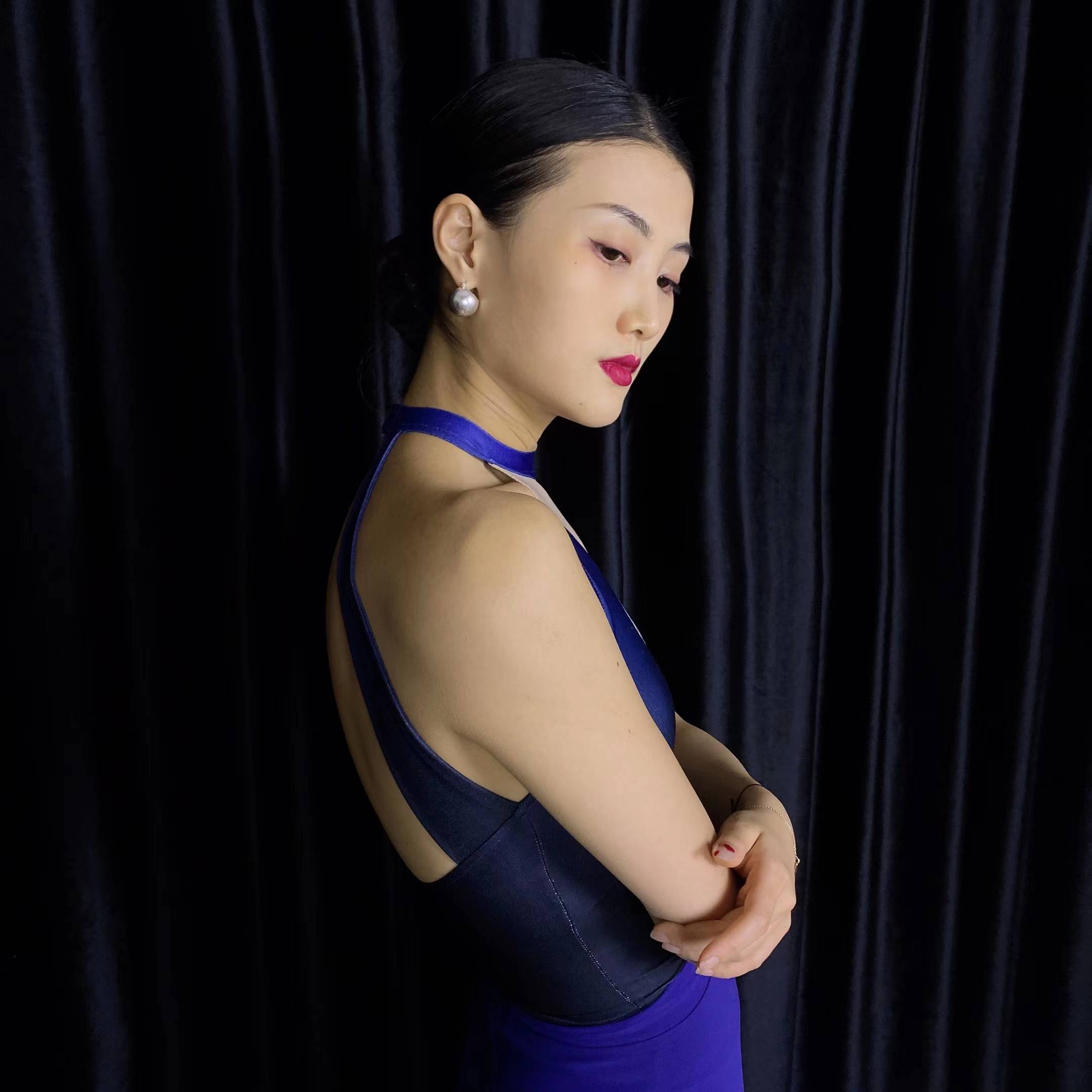 WYZ cover jazz dance service temperament gradient color -changing high -end skirt body suit two -piece stage performance suit