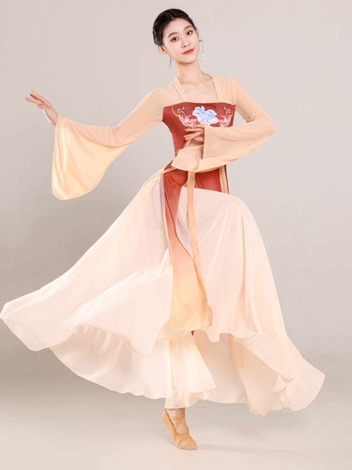 Classical dance dance service female elegant ancient style rhyme yin clothes practice clothes Hantang Chinese dance show show suit