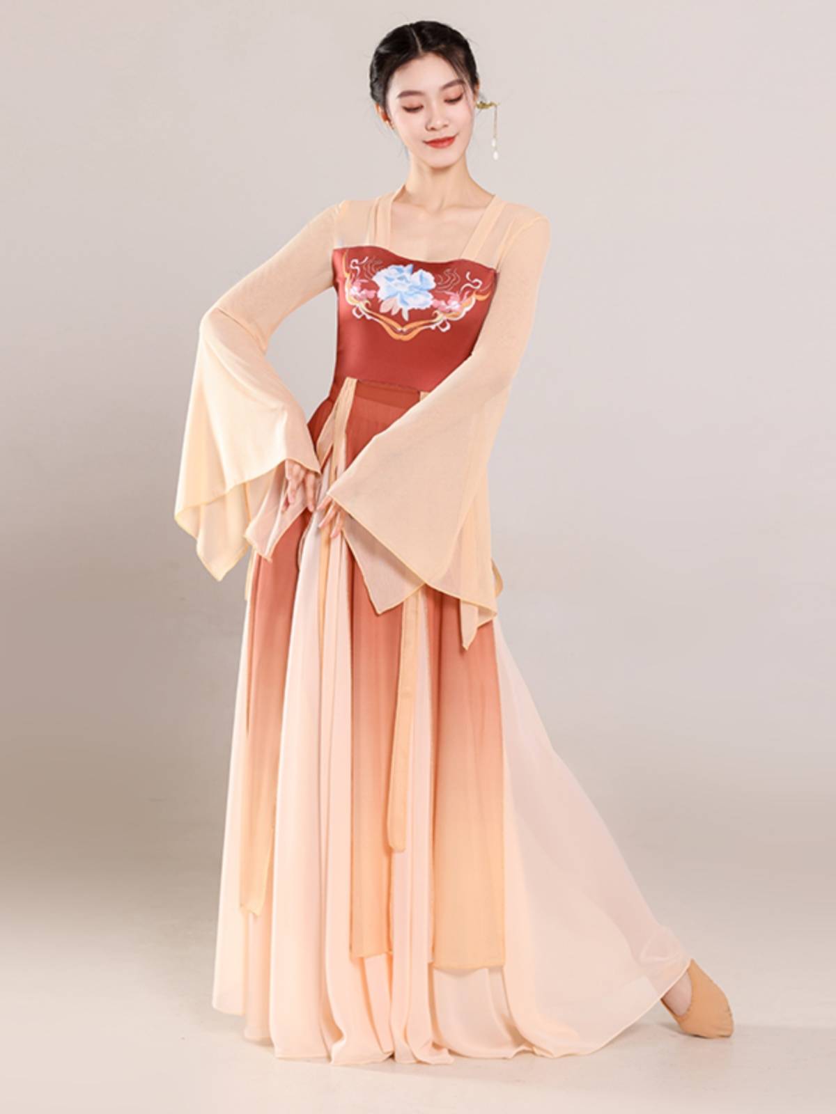 Classical dance dance service female elegant ancient style rhyme yin clothes practice clothes Hantang Chinese dance show show suit