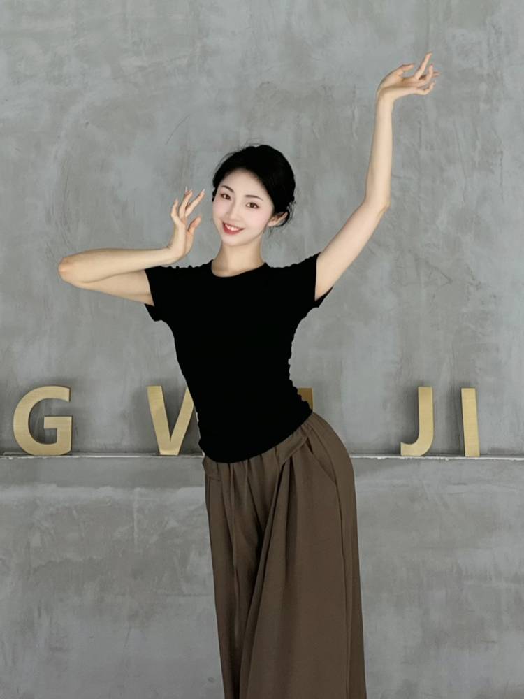 Modern dance top short -sleeved exposed dance service summer classical dance exercise uniform black shape training service Chinese dance