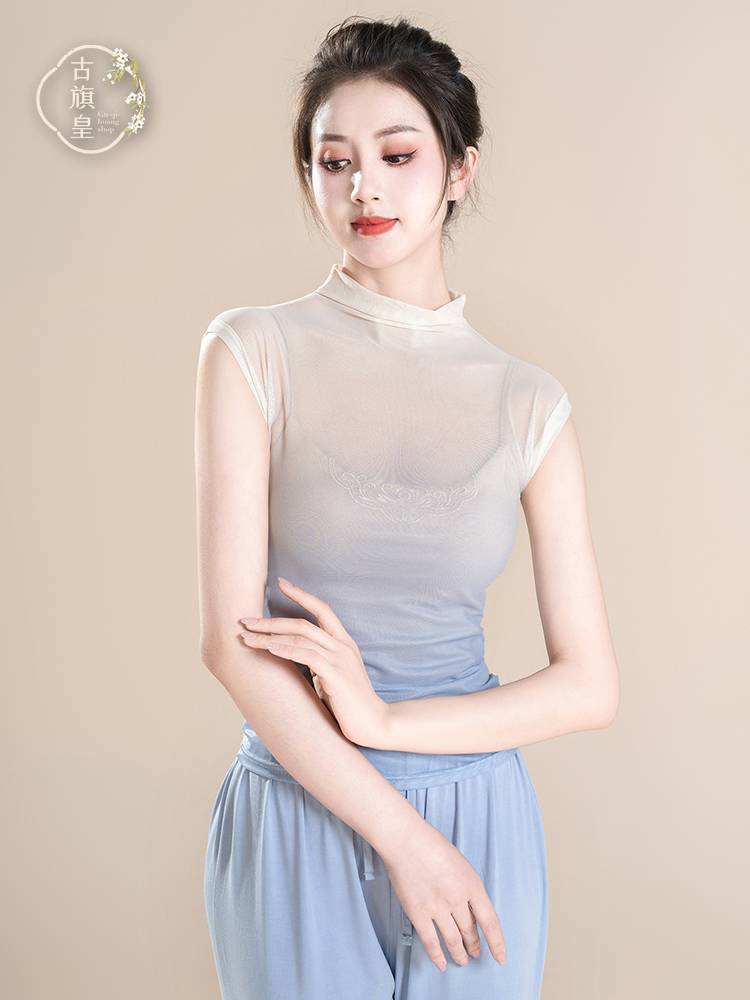 The ancient flag, the new classical costume, the Chinese dance dress, the Chinese dance dress, the physique, and the top clothes