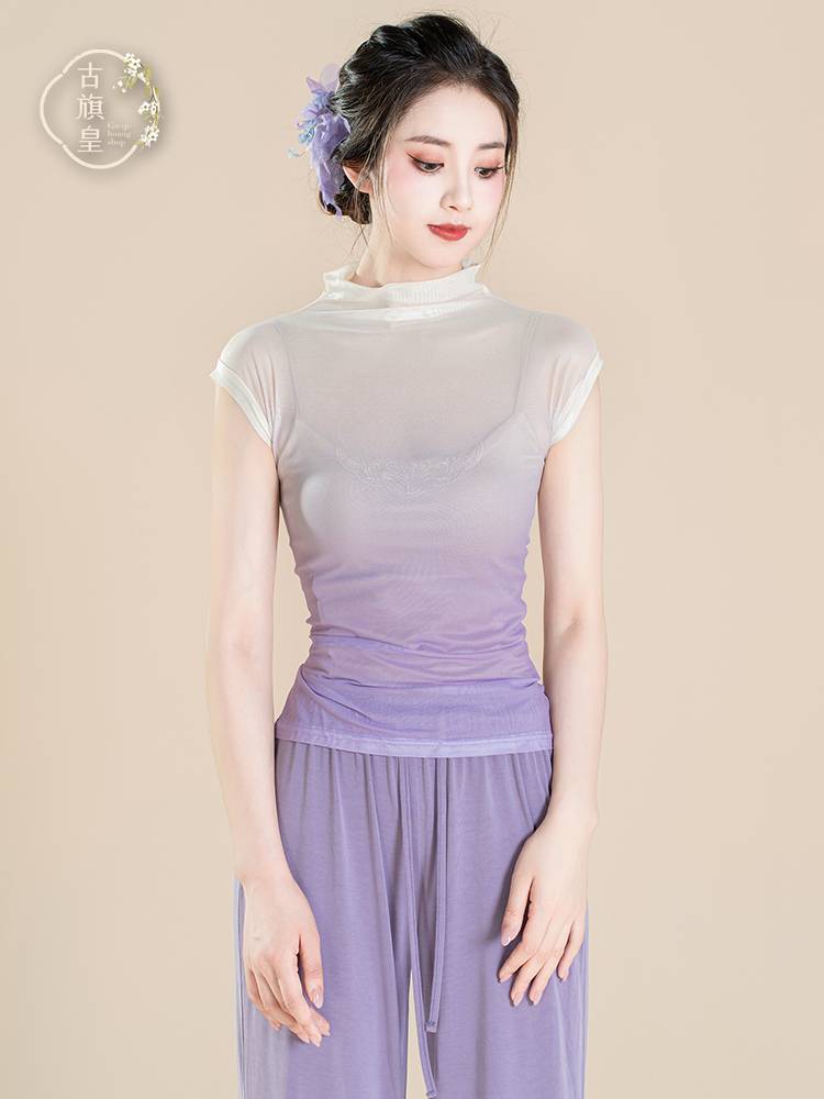 The ancient flag, the new classical costume, the Chinese dance dress, the Chinese dance dress, the physique, and the top clothes