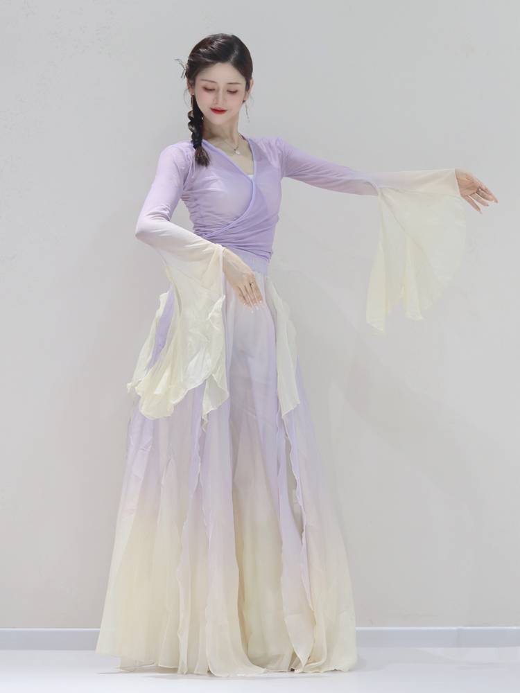 Qing Yi Qian's classic choreographer, the fragrance dress girl, and the Chinese dance costume