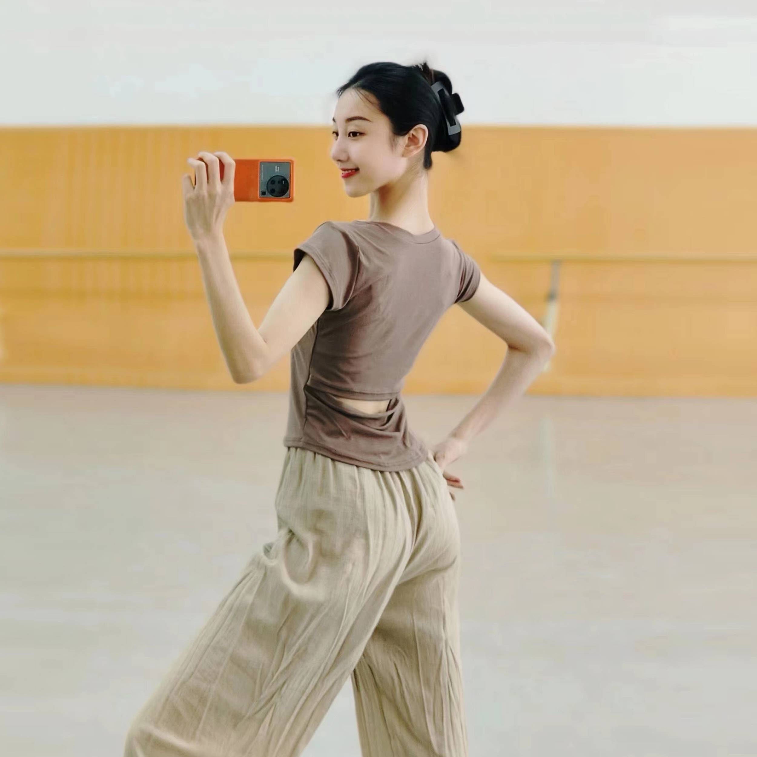 Modern dance summer adult dance service short -sleeved top training exercises, self -cultivation Chinese classical national dancing service female yoga