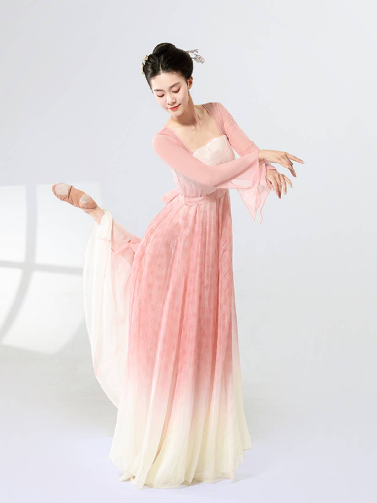 Classical Dance Performance Female Permanent New Body Rhymes Gradm -changing jacket big skirt Chinese dance rose art test service