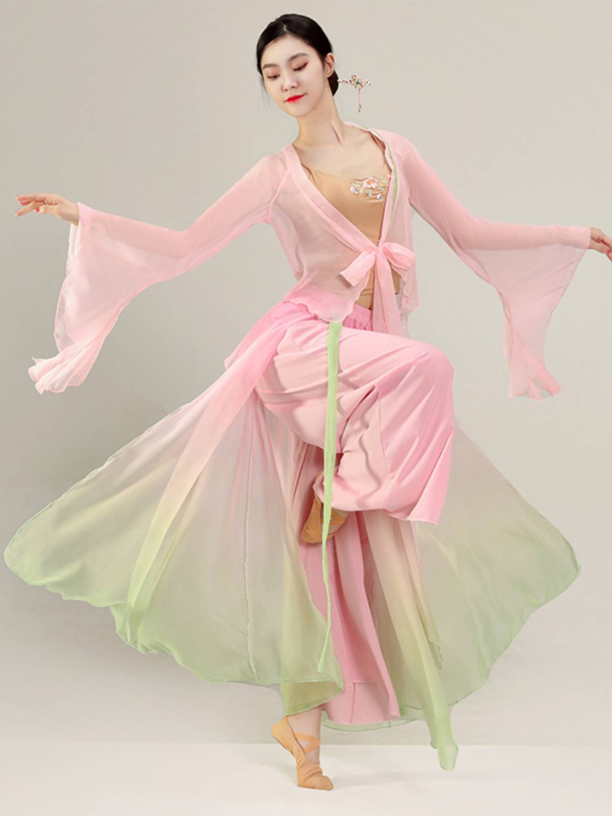 Classical dance clothing female elegant gauze Chinese dance exercises, body rhyme, fairy style jacket performance service performance service