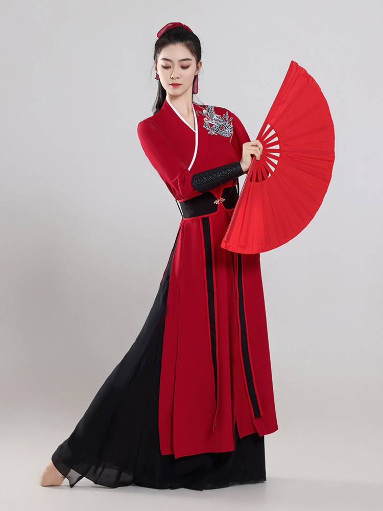 Shellong's classic dance show with the China Fong Dancer's guest costume