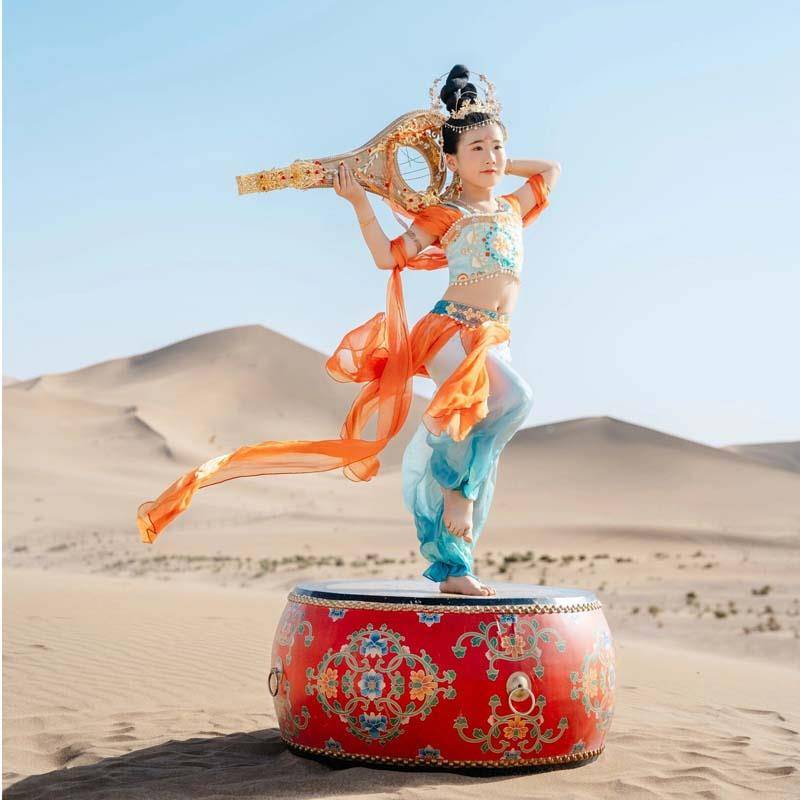 Dunhuang Feitian Children's Performance Service Girls Music Drum Hanfu Dance Service Classical Dance Exotic Style National Performance Service