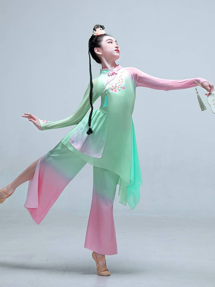 Children's classical dance performance clothing light makeup, thick makeup, always dance, girl elegant national wind umbrella dance fan dance clothing