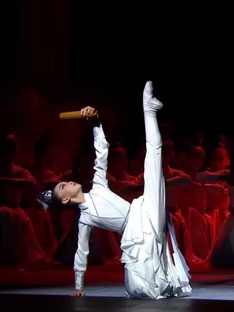 Ambition Junior Dance Performance Series Three Characters Classic Poetry Recitation of Children's Chinese Studies Classical Performance Clothing
