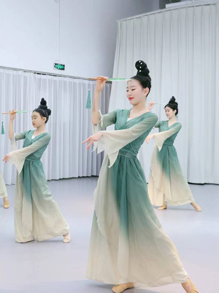 ♪ The Intoxicated Qingbo Dance Show ♪