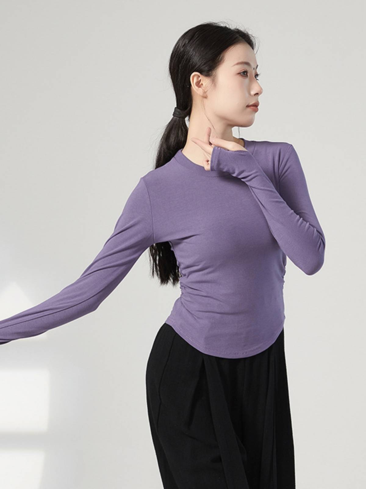 Modern dance exercise girl spring long sleeve sleeve sleeves refers to slim Chinese dance classical dance -shaped teacher dance service