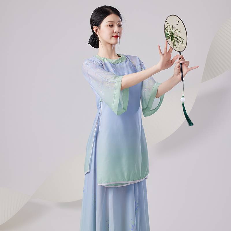 Tangfeng Classical Dance Services Chinese Style Dance Gunno Temperature outer shirt skirt two -piece performance performance service