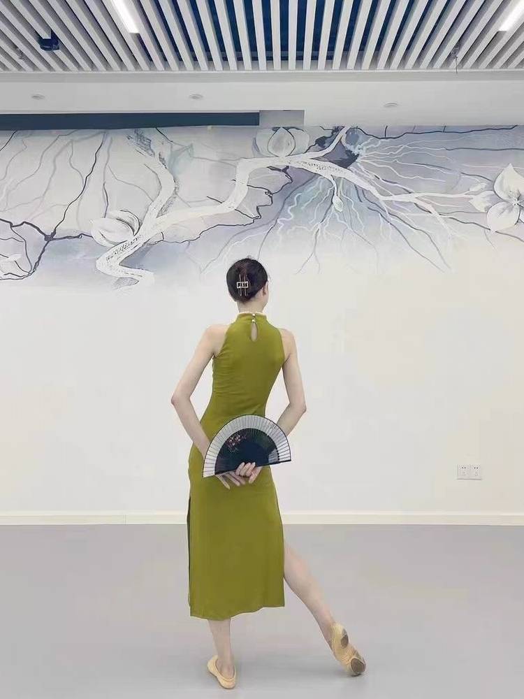 Classical dance cheongsam dance clothing clothes knitting body rhyme service Chinese dance ethnic dance elastic exercises performance service shows new women