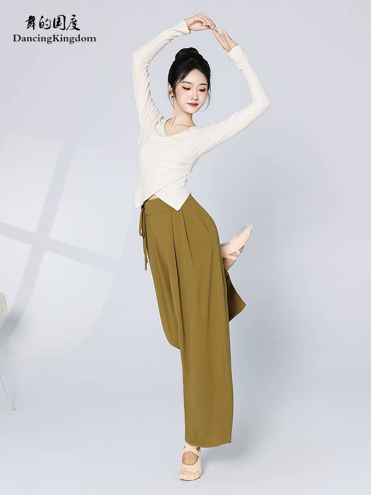 The country of dance 2024 new modern dance service female adult jacket practice service service classical dance watch performance clothes