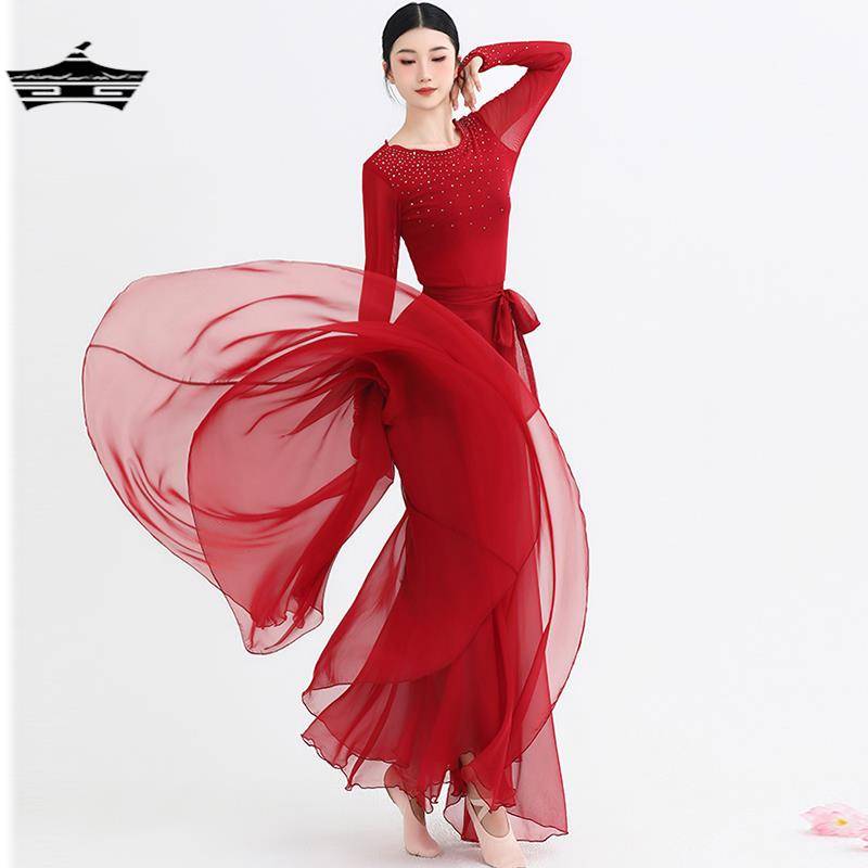 The opening dance dance skirt and my motherland, Wanjiang dance performance, Chinese style classical dance elegant gauze