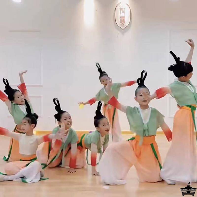 New Changan Magic Night Dance Service Children's Classical Dance Chinese Style Performance Series Flowing Chinese Wind Girl Prop