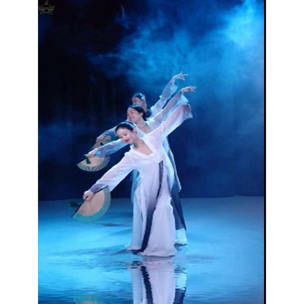 Shangchun Mountain Dance Classical Dance Fan Ziyun Yiyun Yueya Women's Ferry Grand Fairy Gradient National Performance
