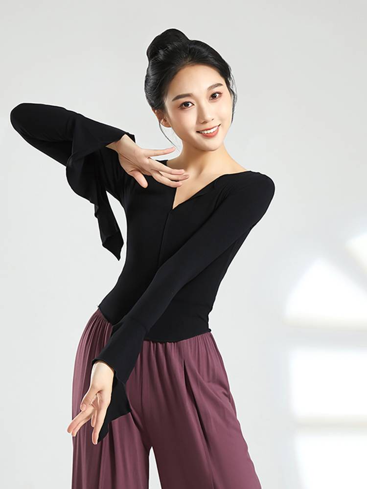 Dance service practice service female adult -shaped modern dance classical dance new spring and summer top long -sleeved Chinese dance clothing