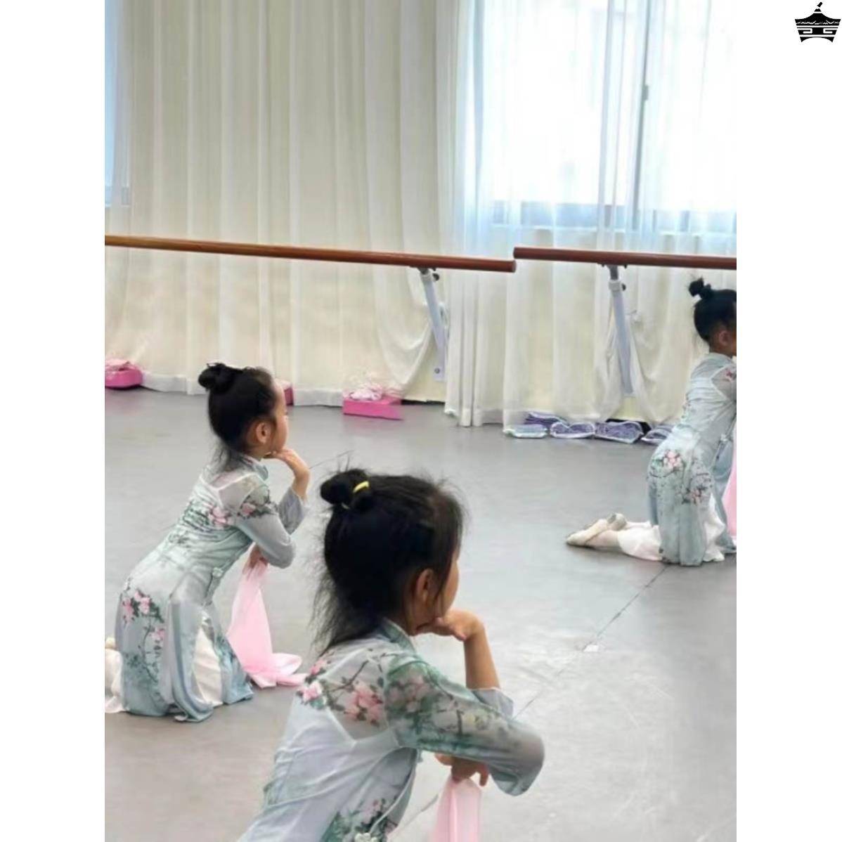 Tao Xiaomei Jiangnan Dance Performance Service Children's Classical Dance Cheongsam Chinese Wind Girls' Severe Body Charm Performance Services