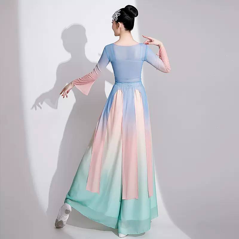 2024 New Gradient Color Color Chinese Classical Dance Performance Service Girl China Wind Fairy Fan Dance Dance Set
