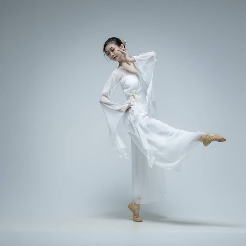 Classical dance service female elegant practice service art test shows the Chinese dance body rhyme dance white gauze fairy ancient style