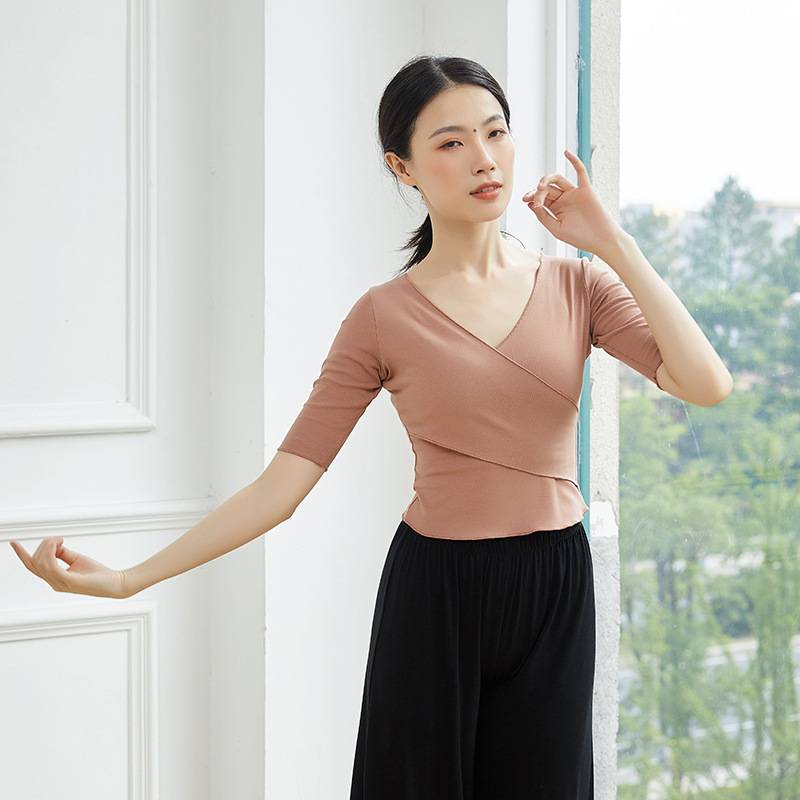 Classical dance exercise service women's female rhyme service base training service modern dance jacket female top female art test -shaped sports uniform