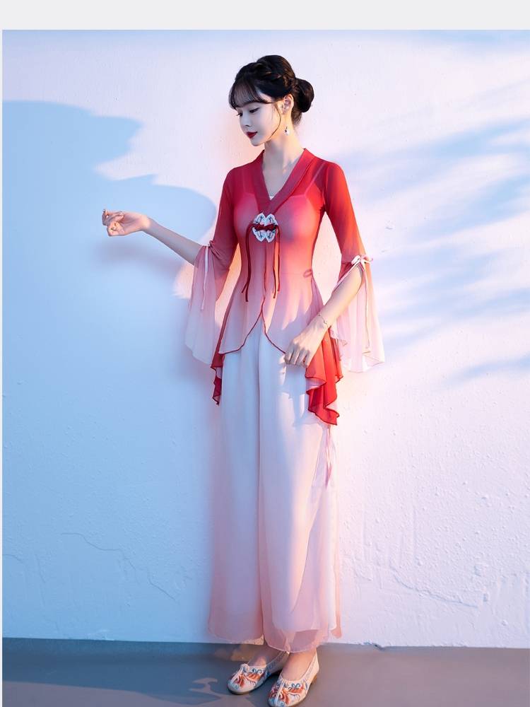 Classical dance umbrella dance dance dance dance Chinese dance performance clothing embroidered national style clothes practice clothes short set