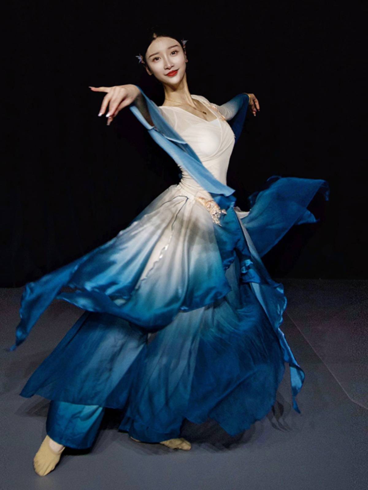 Classical Dance Performance Servant Female Permaneous Super Fairy Gradient Color Charm Drum Light Skirts Drunk Qingbo Same Dance Server
