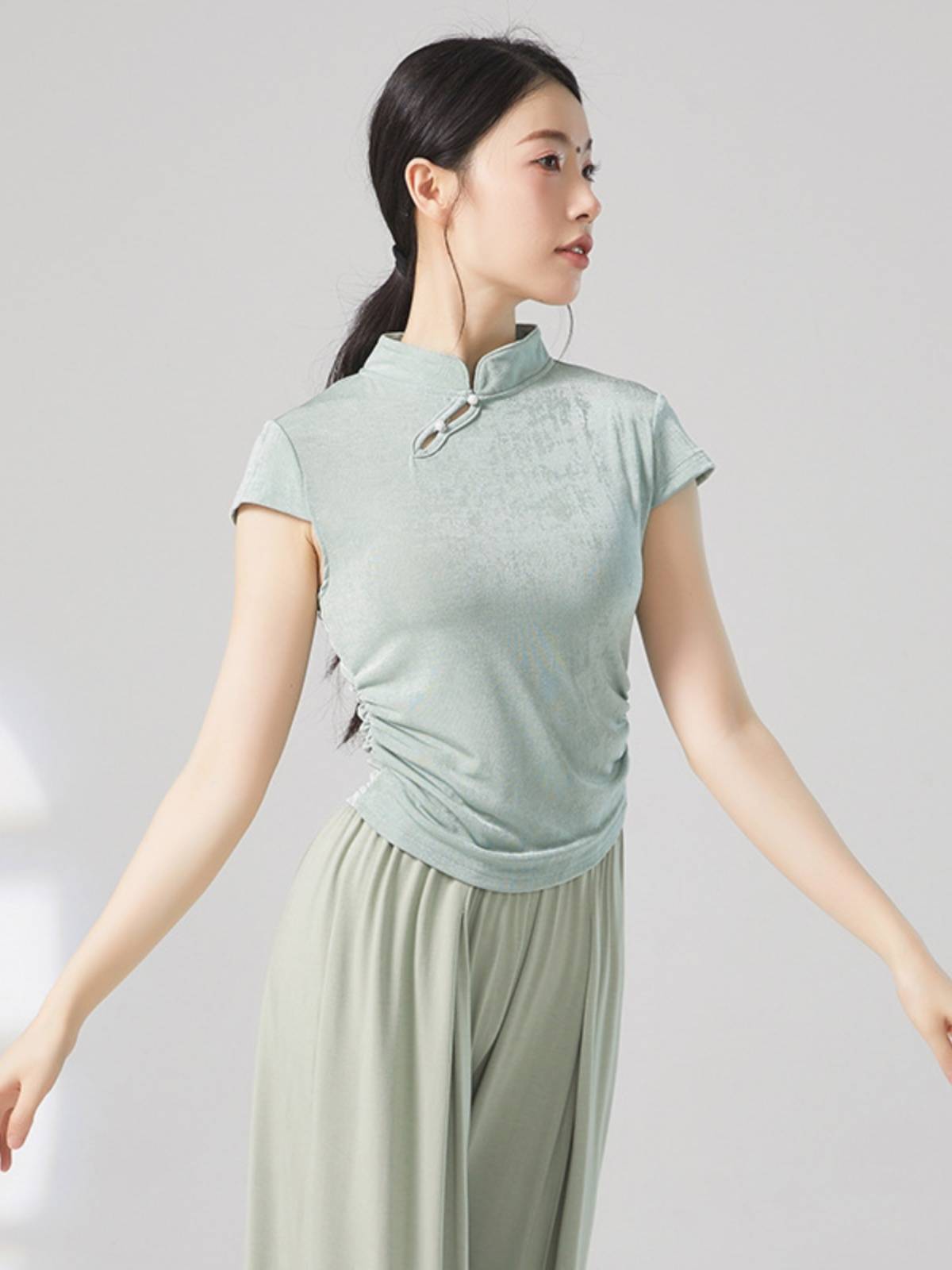 Classical dance body training clothing female summer short -sleeved cheongsam leading exercises modern dance watch show top