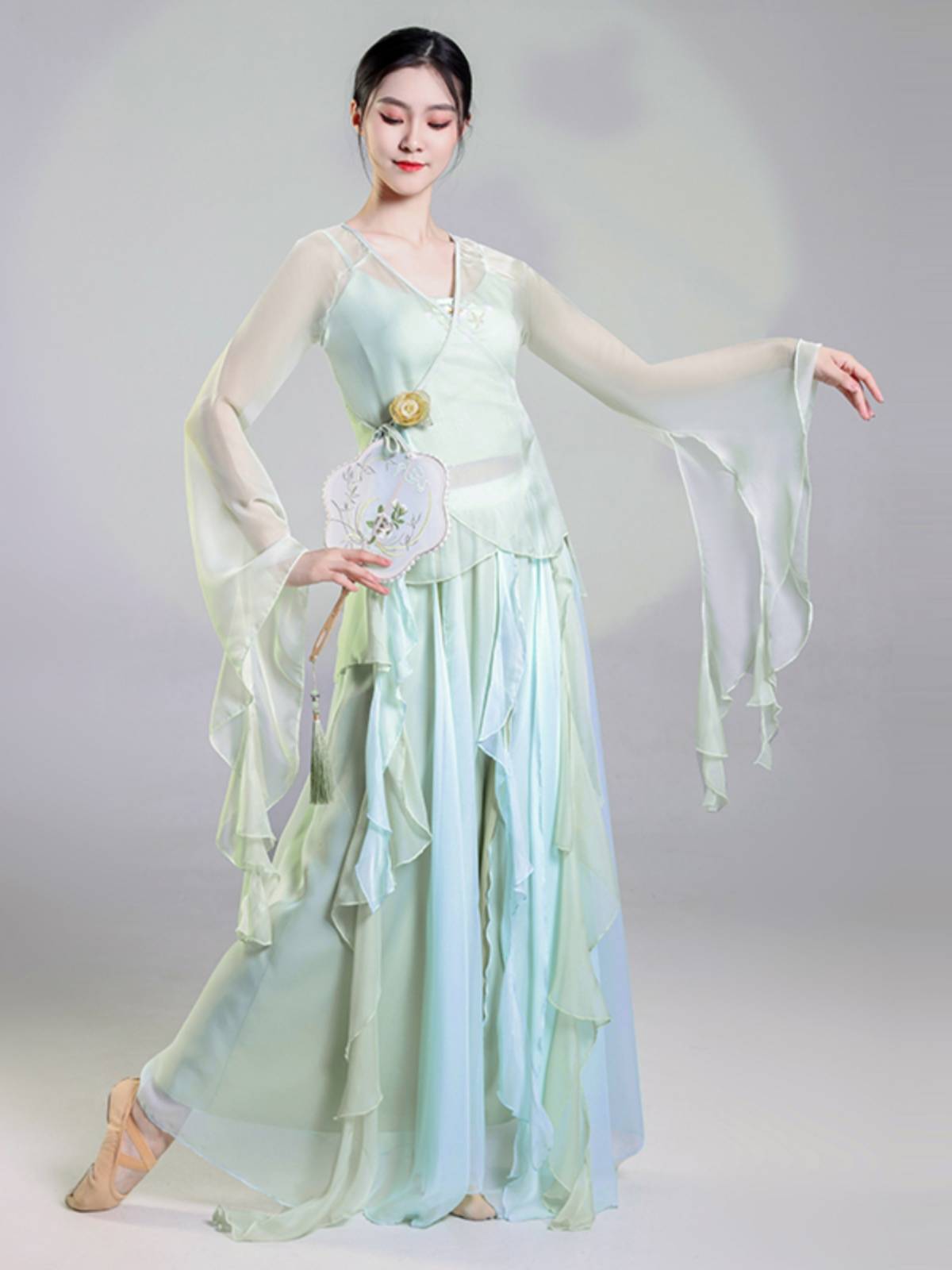 Quzhong Dance Classical Dance Server Women's Fairy Fairy Yin Ya Yongyou Practice Gong Service Chinese Dance Dance Performance Set
