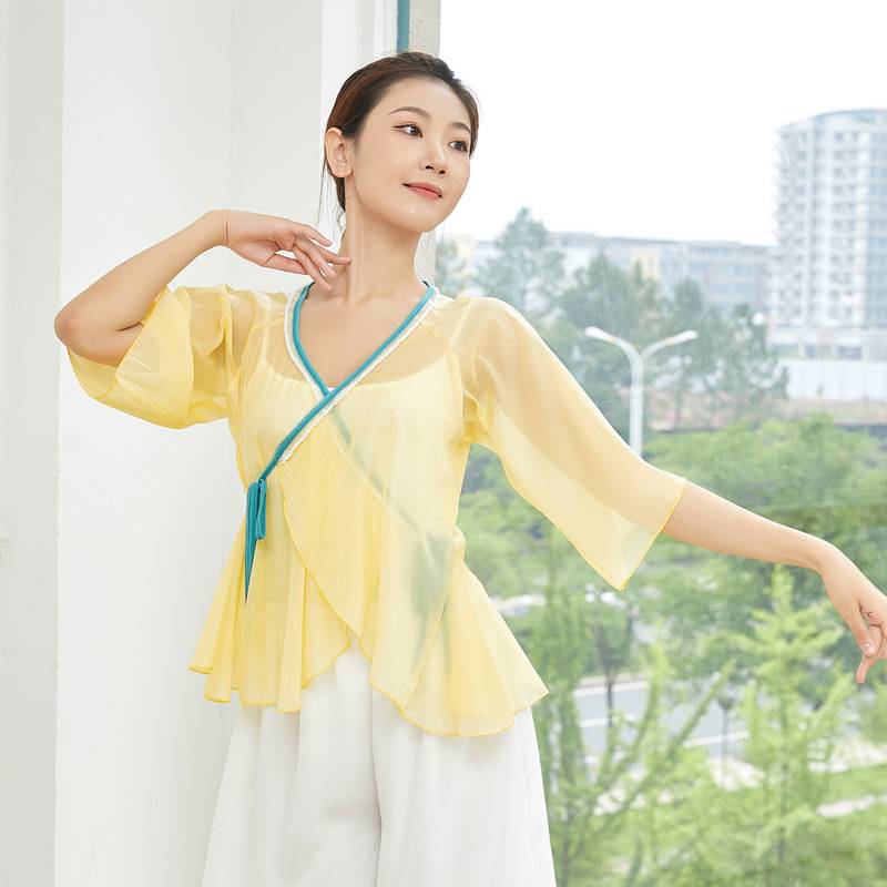 Do not retreat to  classical dance yarn clothing body rhyme training clothes jacket cardigan handmade beaded Chinese dance service